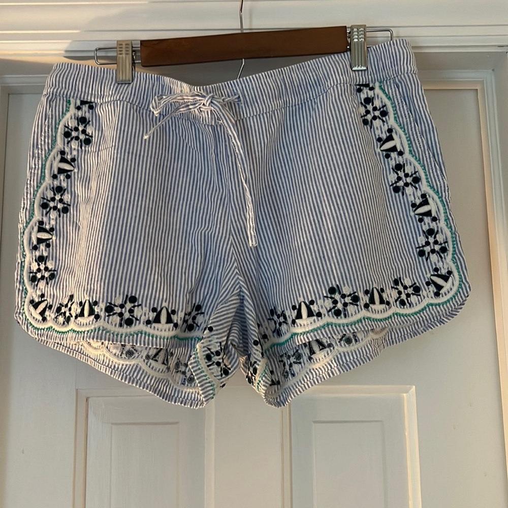 Vineyard vines shorts